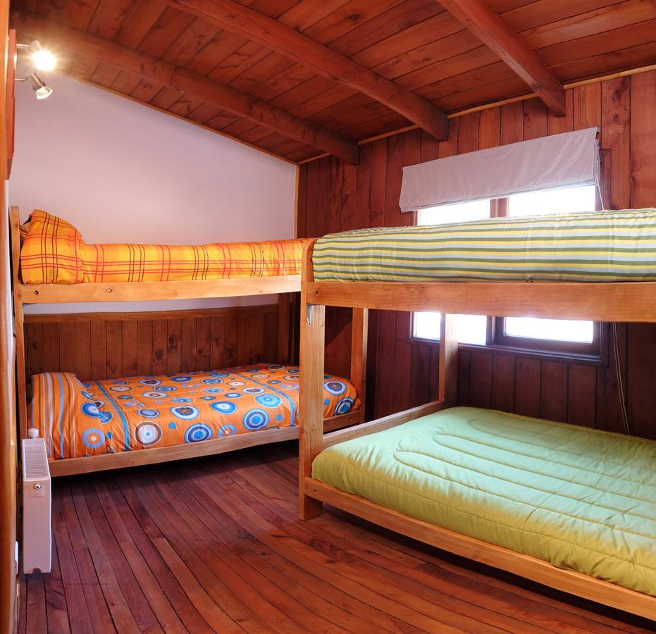 Rio Libre Pucon Party Hostel Экстерьер фото