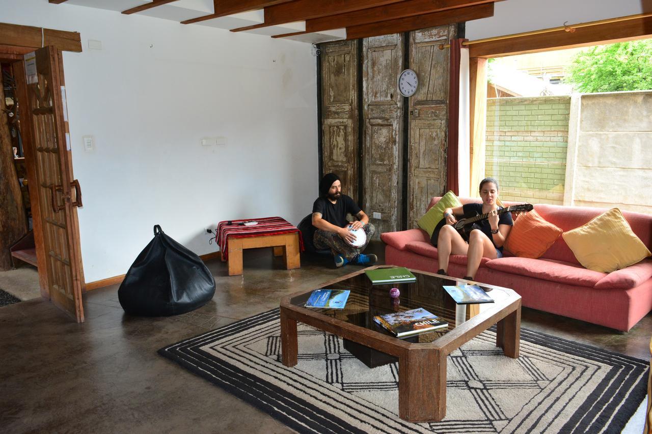 Rio Libre Pucon Party Hostel Экстерьер фото