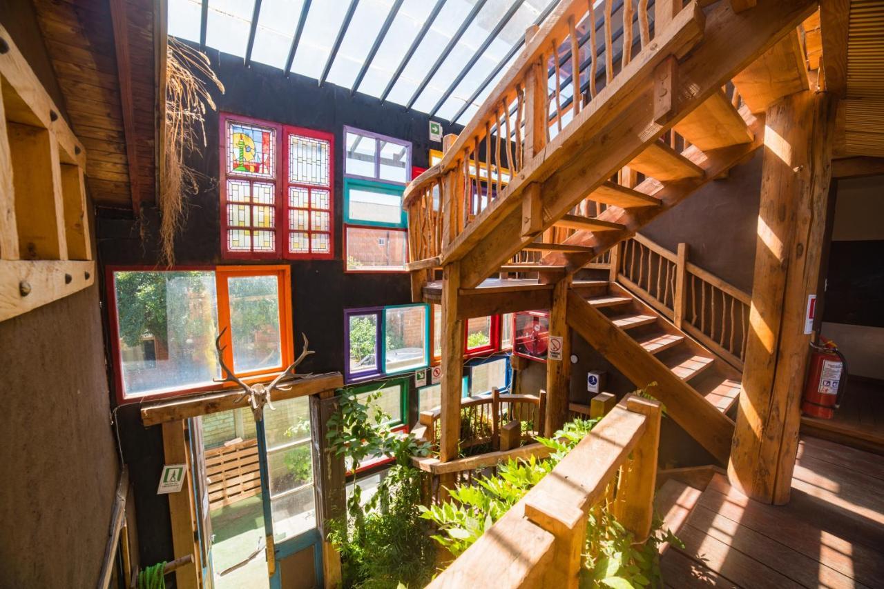 Rio Libre Pucon Party Hostel Экстерьер фото