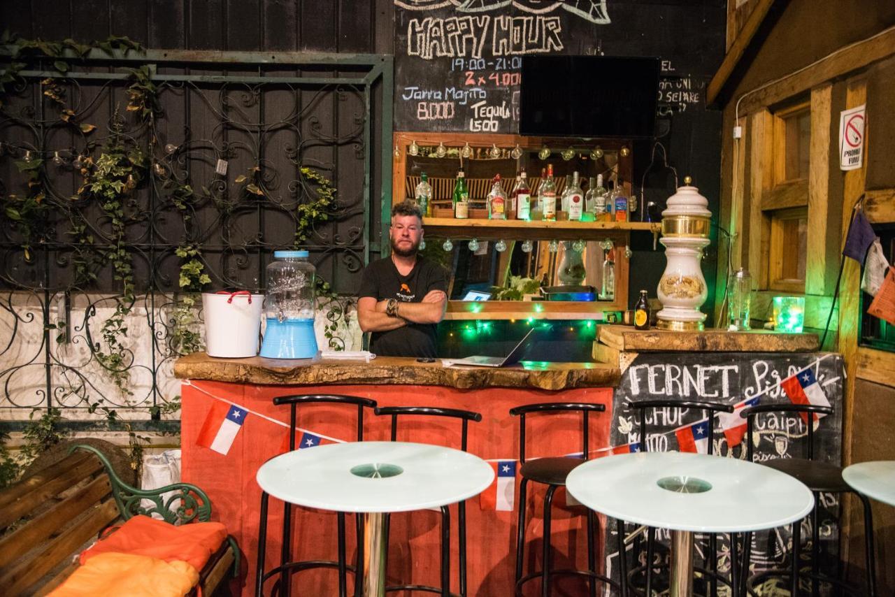 Rio Libre Pucon Party Hostel Экстерьер фото