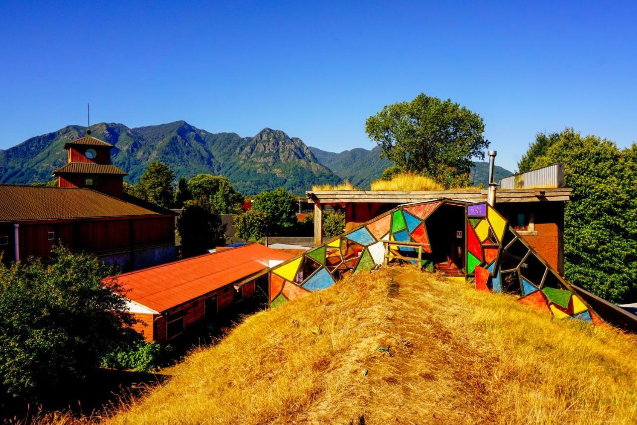 Rio Libre Pucon Party Hostel Экстерьер фото
